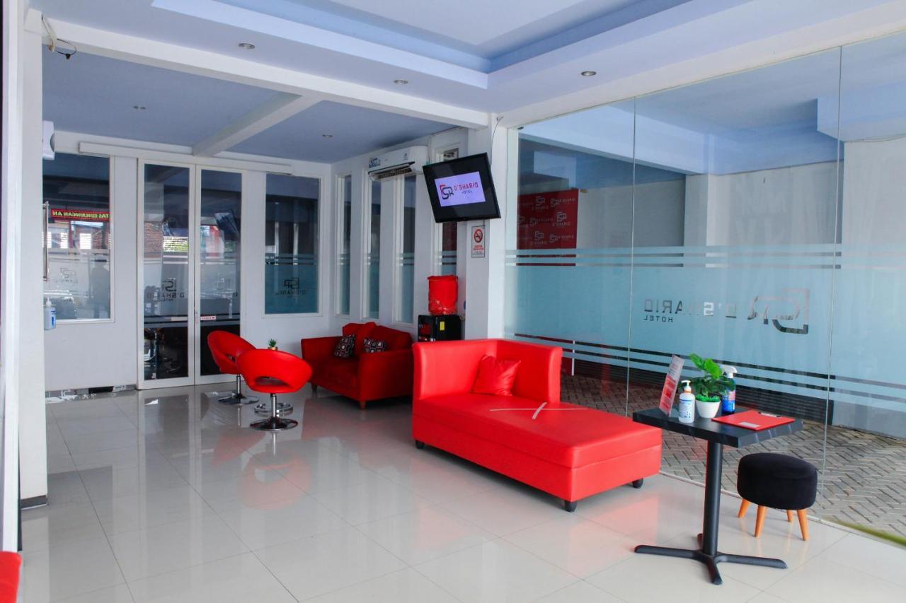 D'Shario Hotel Kepanjen Malang Exterior foto